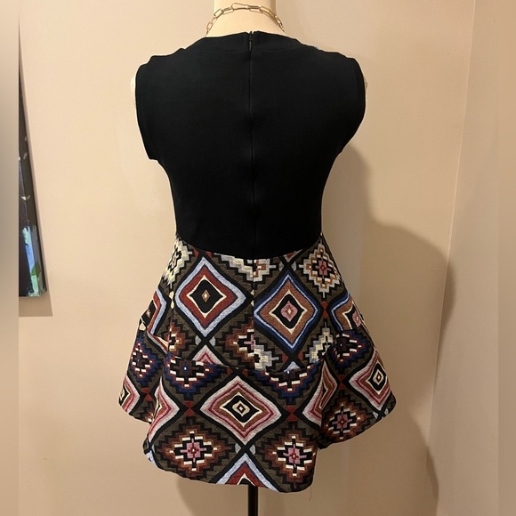 Carpetbag Fit&Flare Geometric Patterned Sleeveless, Crew Neck Lined Dress, Med - Picture 3 of 11